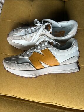 New Balance Cream & Mustard Retro-Style Runner Sneakers